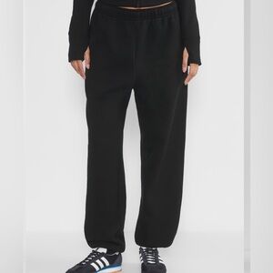 TNA Cozy Fleece Mega Fit sweatpants